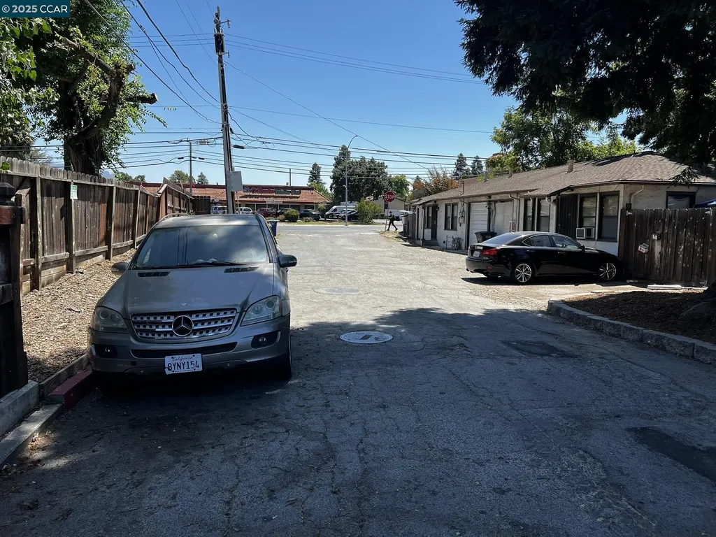 1110 Eureka Lane Concord CA 94520