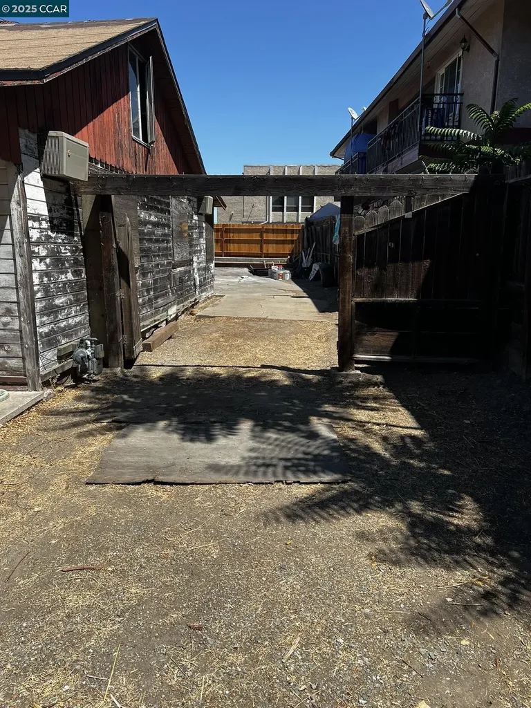 1110 Eureka Lane Concord CA 94520