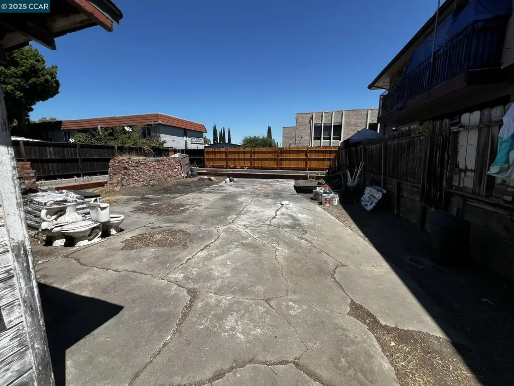 1110 Eureka Lane Concord CA 94520