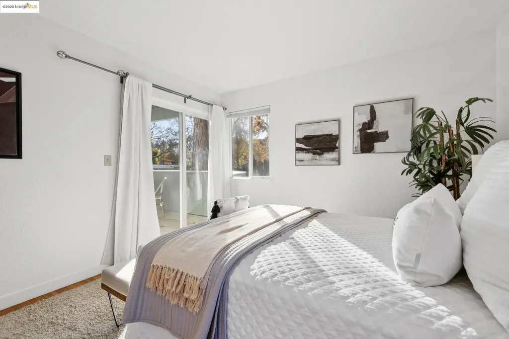 760 Canyon Oaks Drive Oakland CA 94605