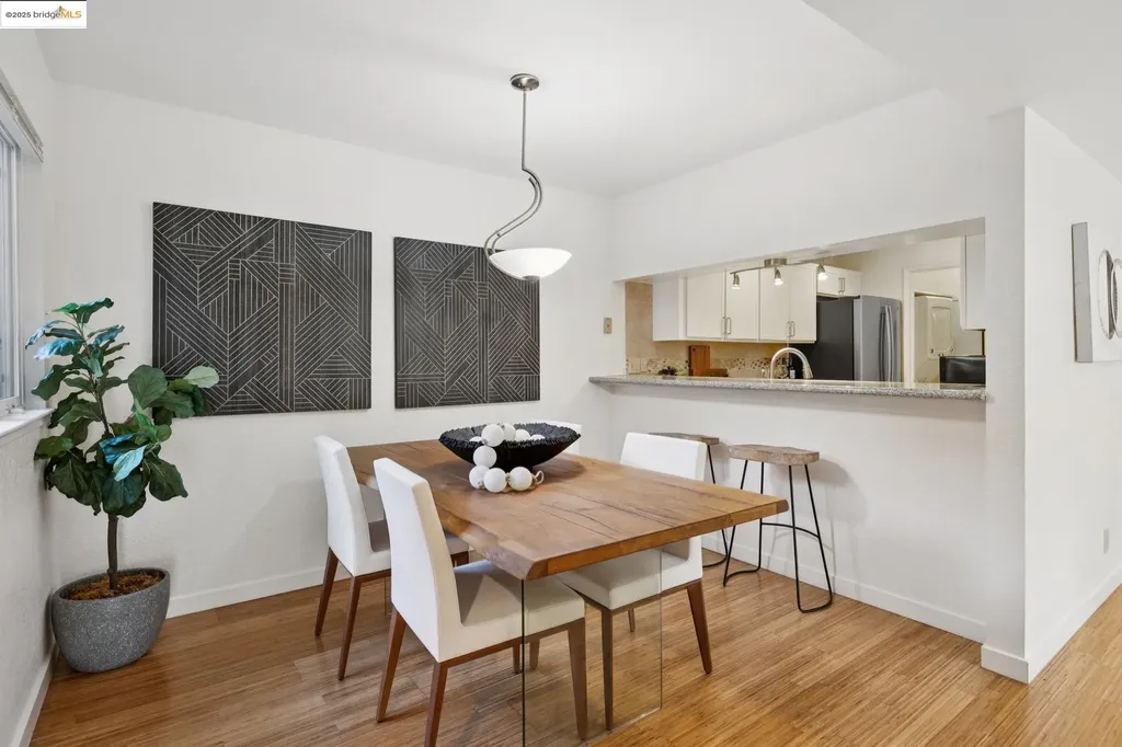 760 Canyon Oaks Drive Oakland CA 94605