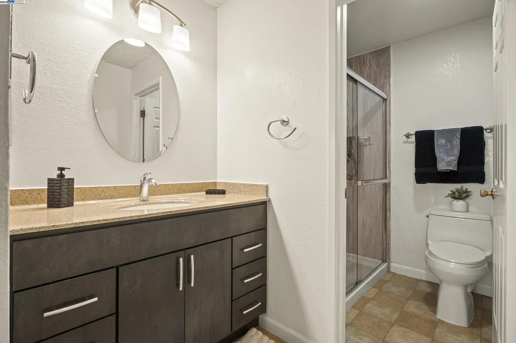 21071 Gary Drive Hayward CA 94546