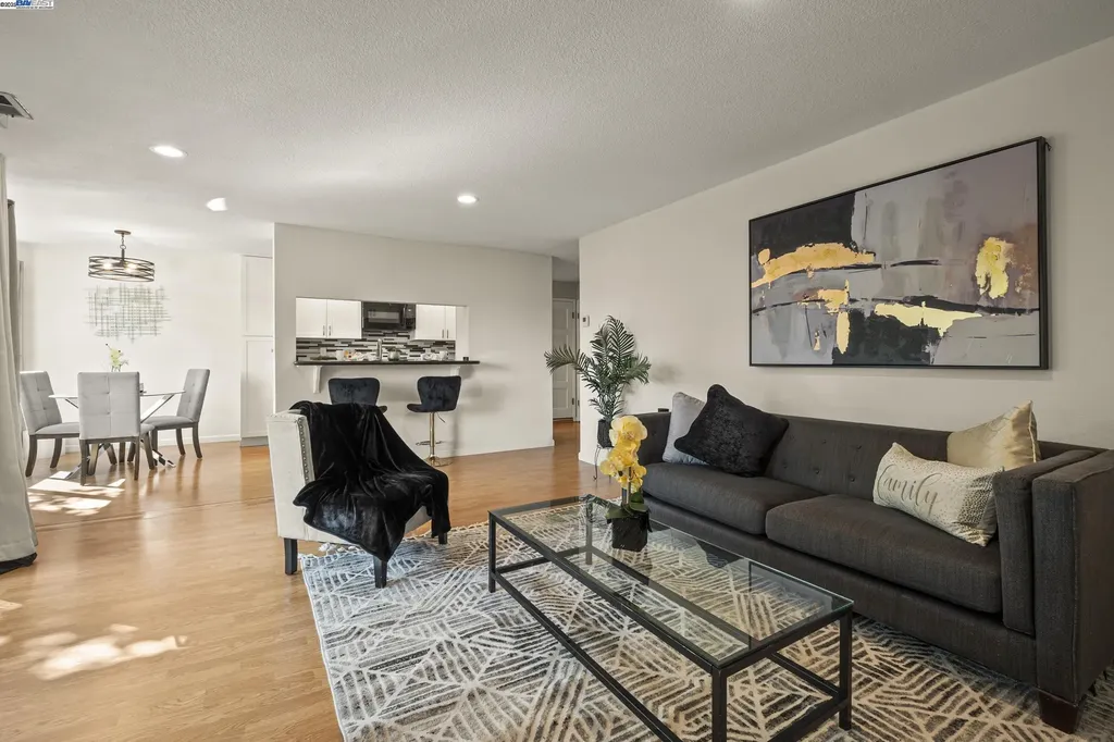 21071 Gary Drive Hayward CA 94546