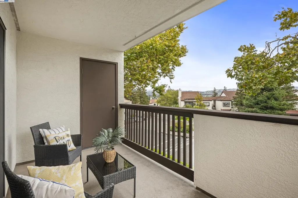 21071 Gary Drive Hayward CA 94546