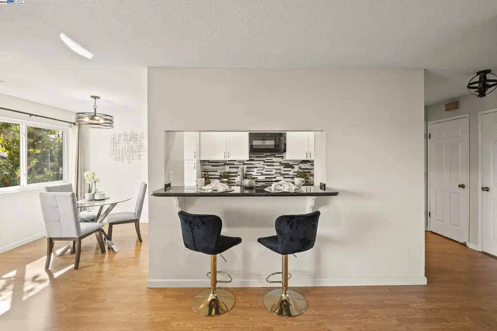 21071 Gary Drive Hayward CA 94546