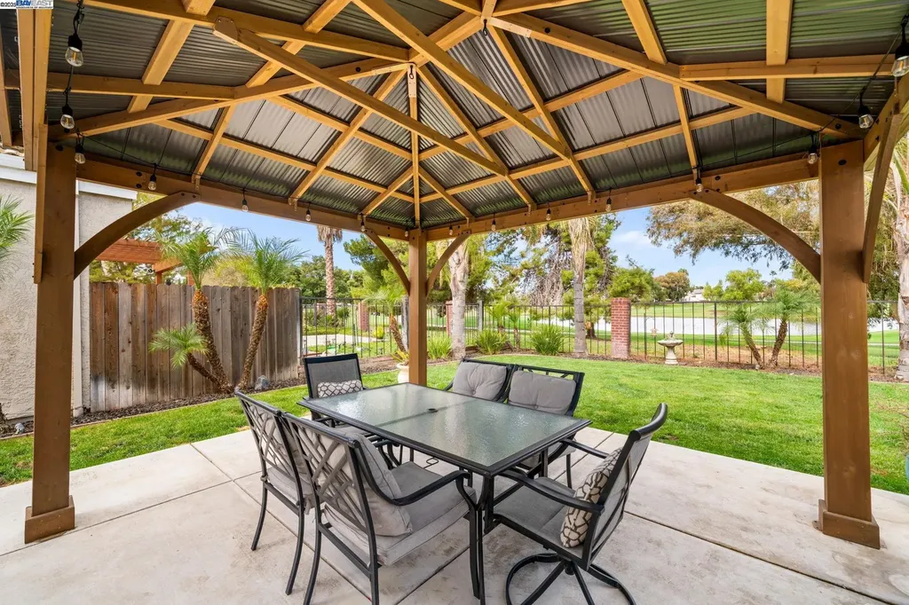 2779 Cherry Hills Drive Discovery Bay CA 94505