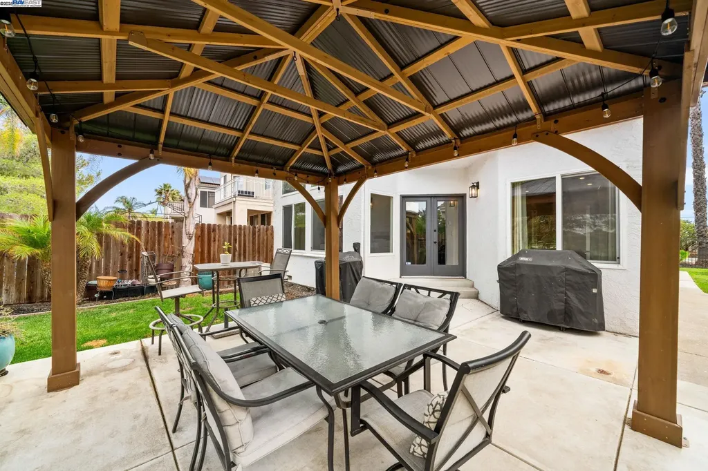 2779 Cherry Hills Drive Discovery Bay CA 94505