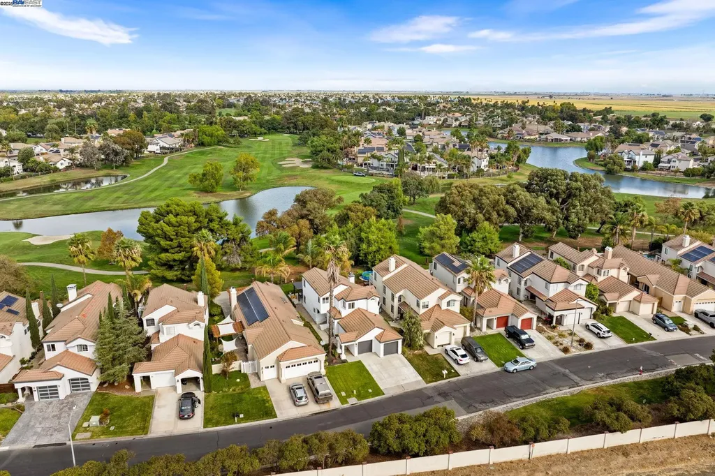 2779 Cherry Hills Drive Discovery Bay CA 94505