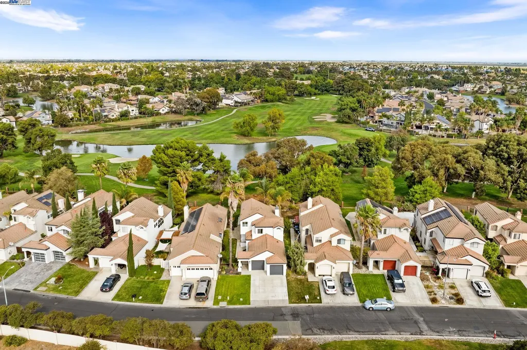 2779 Cherry Hills Drive Discovery Bay CA 94505