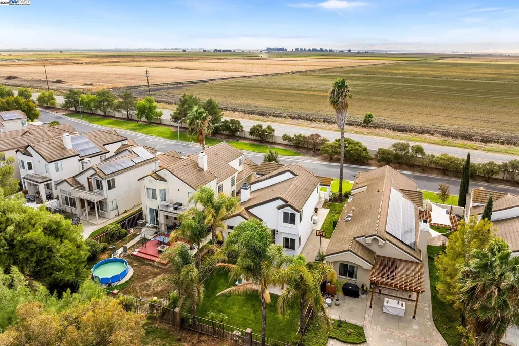 2779 Cherry Hills Drive Discovery Bay CA 94505