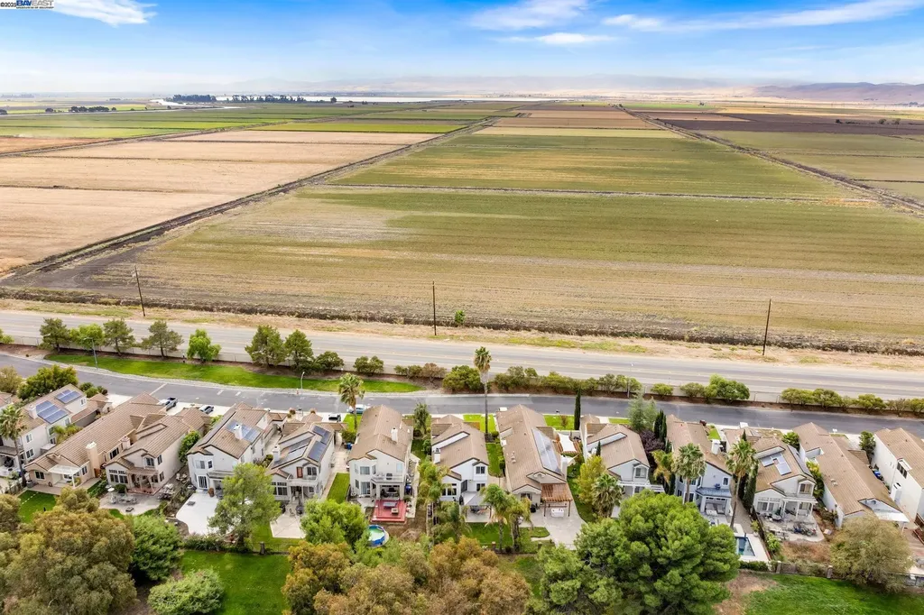 2779 Cherry Hills Drive Discovery Bay CA 94505