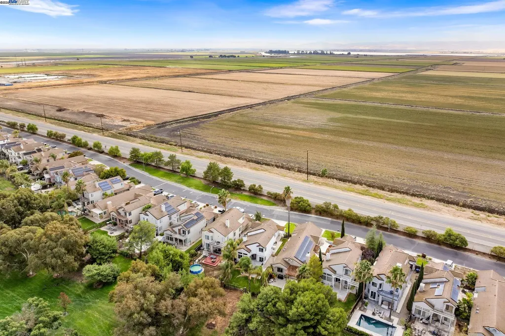 2779 Cherry Hills Drive Discovery Bay CA 94505