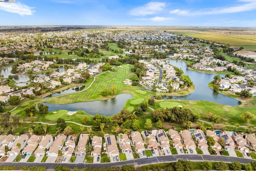 2779 Cherry Hills Drive Discovery Bay CA 94505