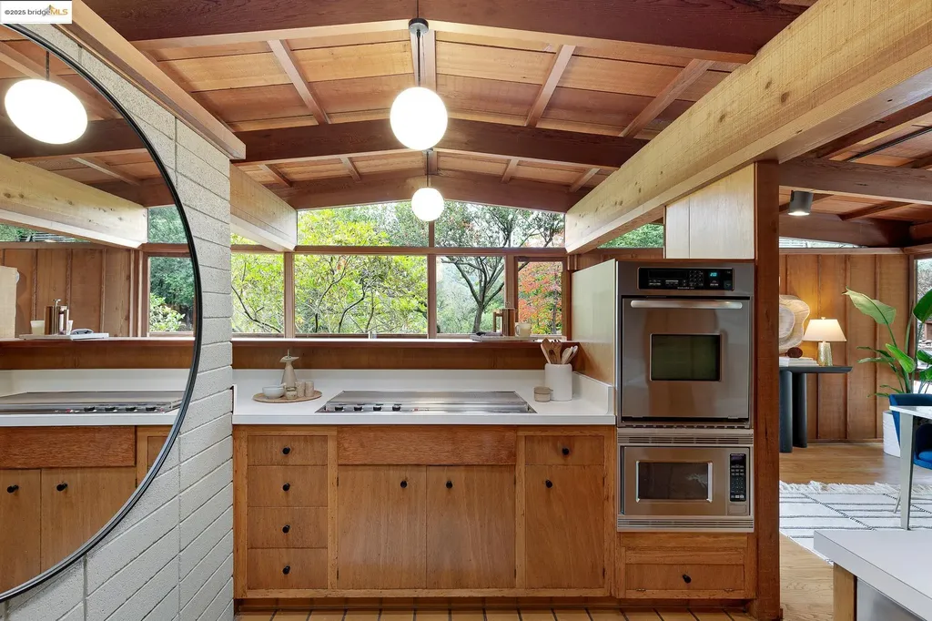 1021 Siler Place Berkeley CA 94705