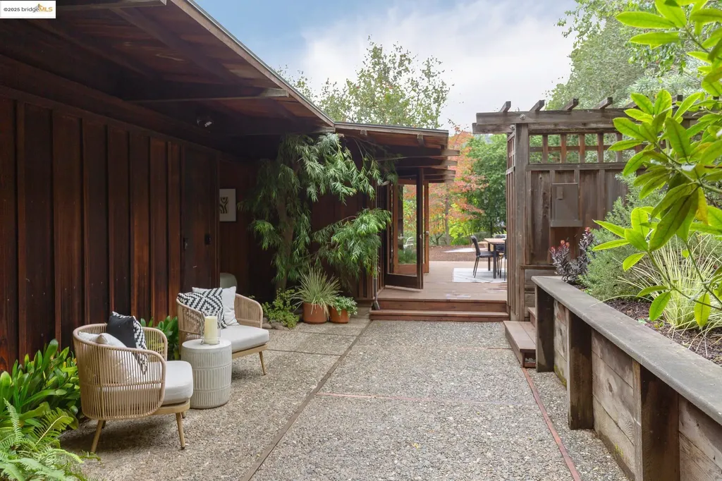 1021 Siler Place Berkeley CA 94705
