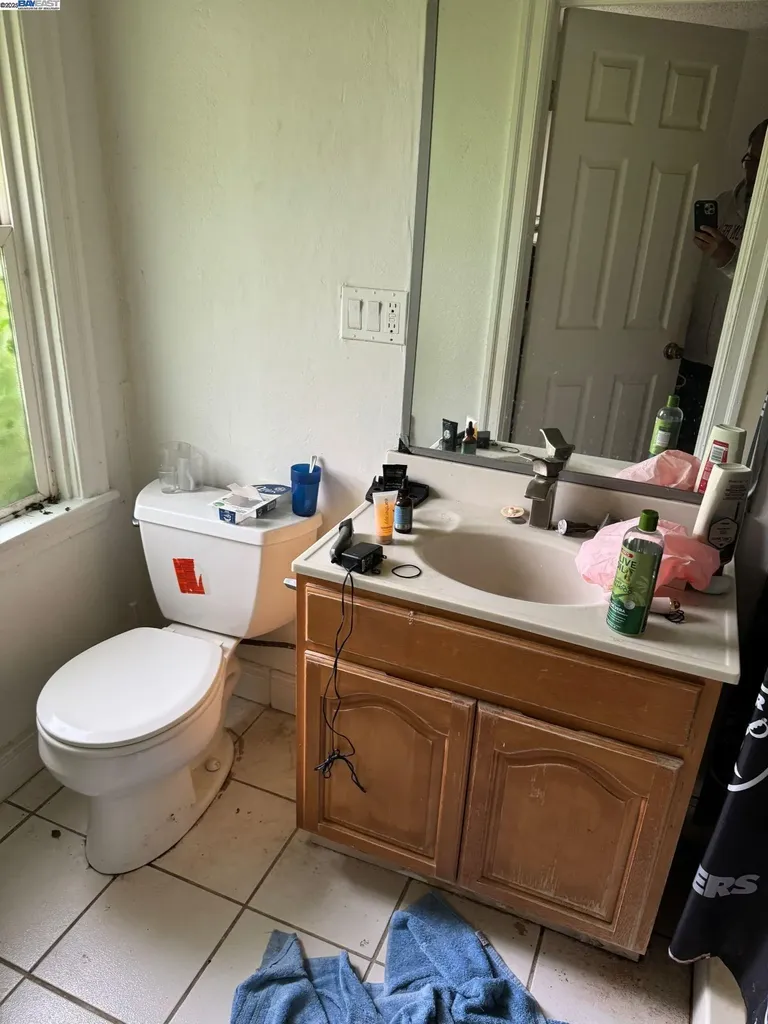 2123 High Street Oakland CA 94601