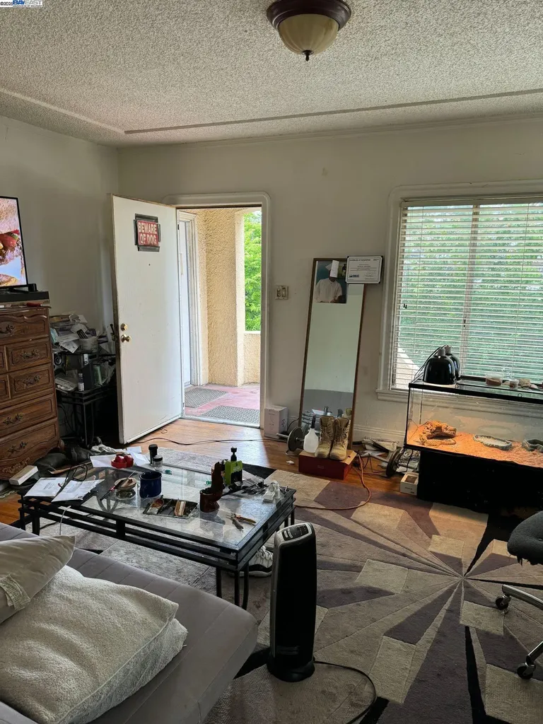 2123 High Street Oakland CA 94601