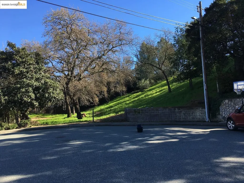 1032 Millbrook Court Walnut Creek CA 94598