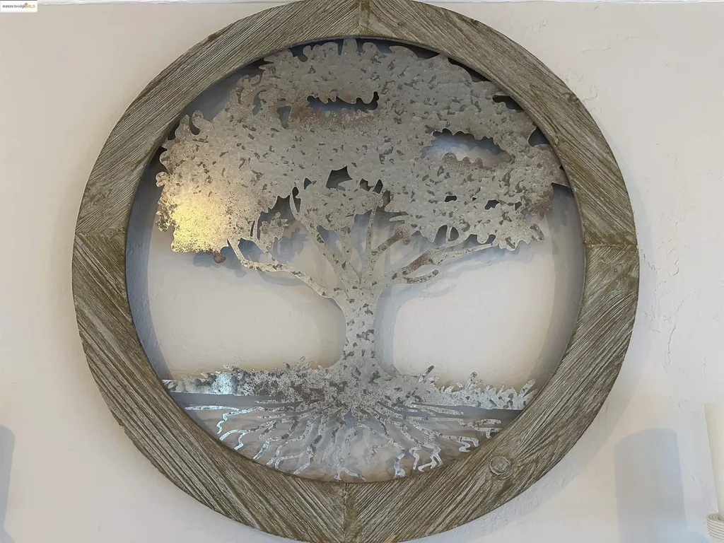 2628 School Street Oakland CA 94602