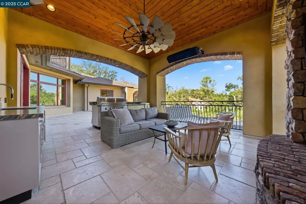 8 Quiet Country Lane Danville CA 94526