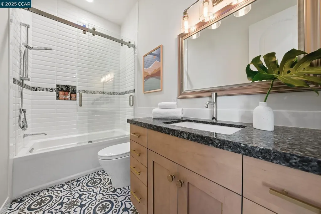 8 Quiet Country Lane Danville CA 94526