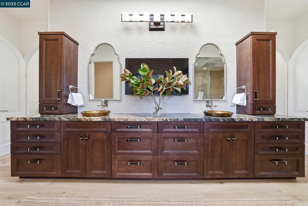 8 Quiet Country Lane Danville CA 94526