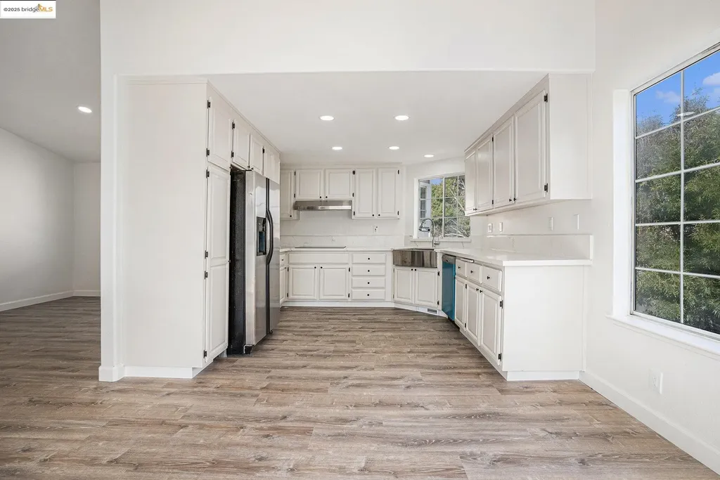 5470 Lenora Road Richmond CA 94803