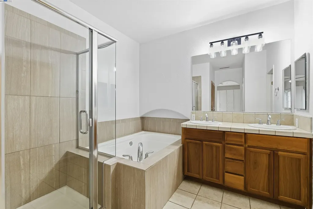 4126 Clarinbridge Circle Dublin CA 94568