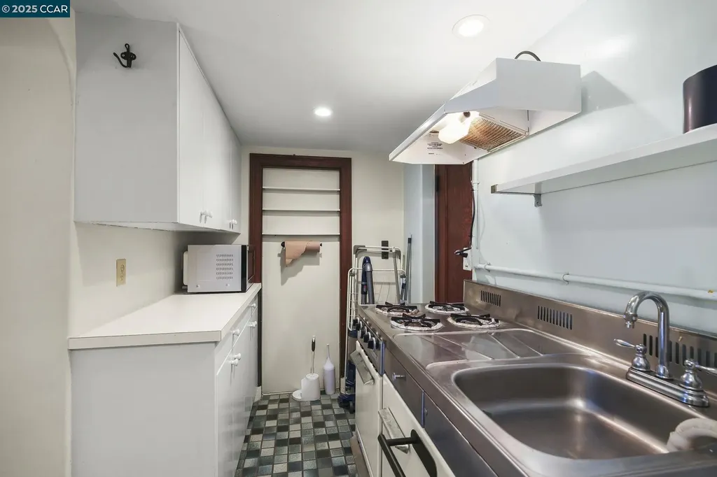 1407 Euclid Avenue Berkeley CA 94708