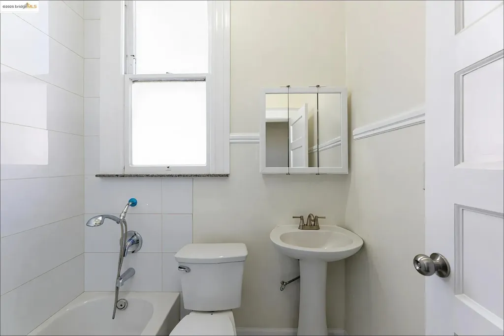 49A Auburn Street San Francisco CA 94133