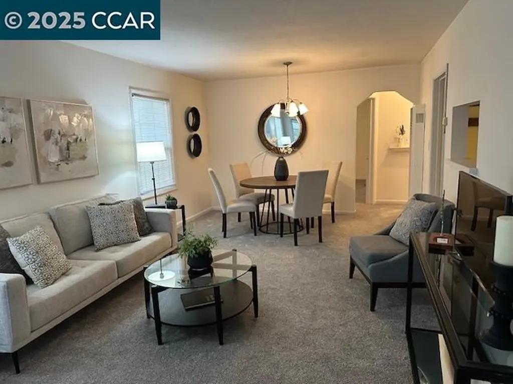 2376 Bush Avenue Richmond CA 94806