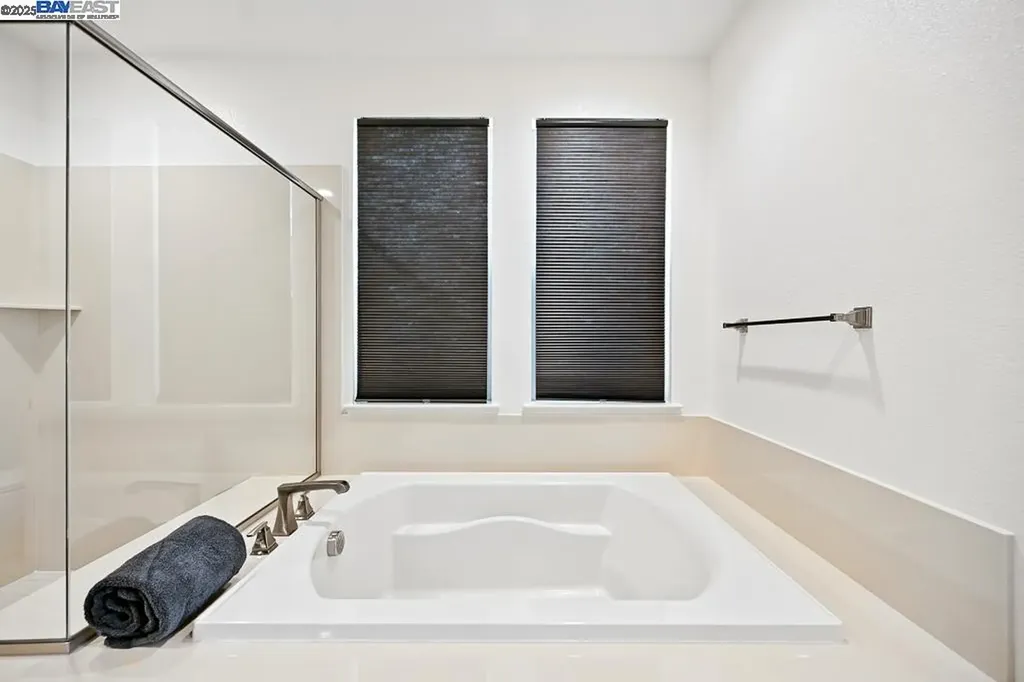 2100 Carbondale Dublin CA 94568