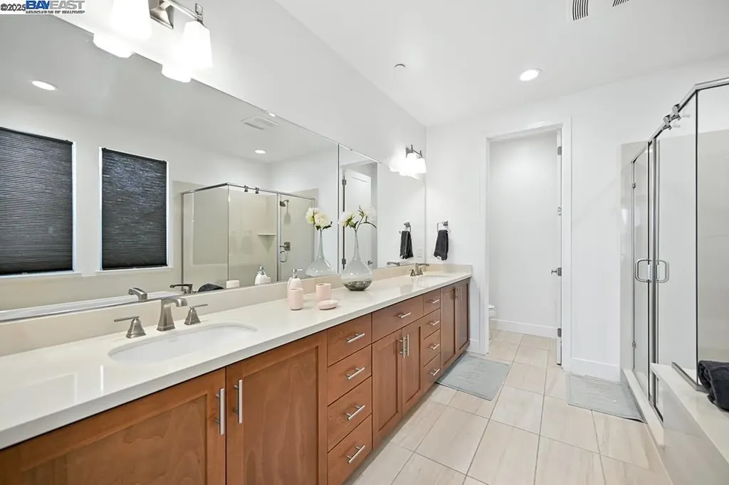 2100 Carbondale Dublin CA 94568