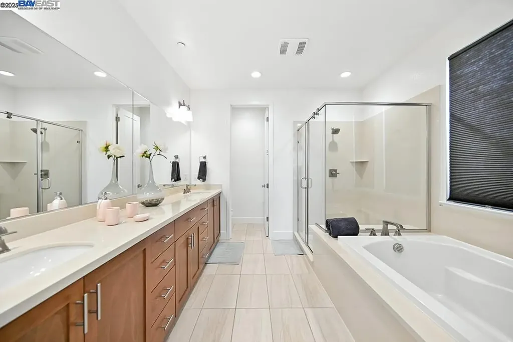 2100 Carbondale Dublin CA 94568