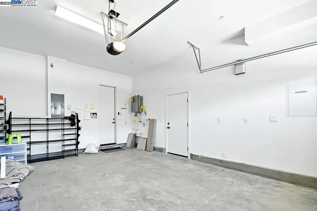 2100 Carbondale Dublin CA 94568