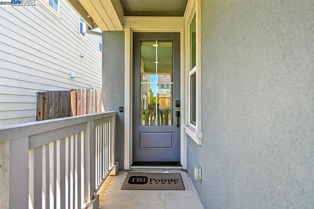 2100 Carbondale Dublin CA 94568