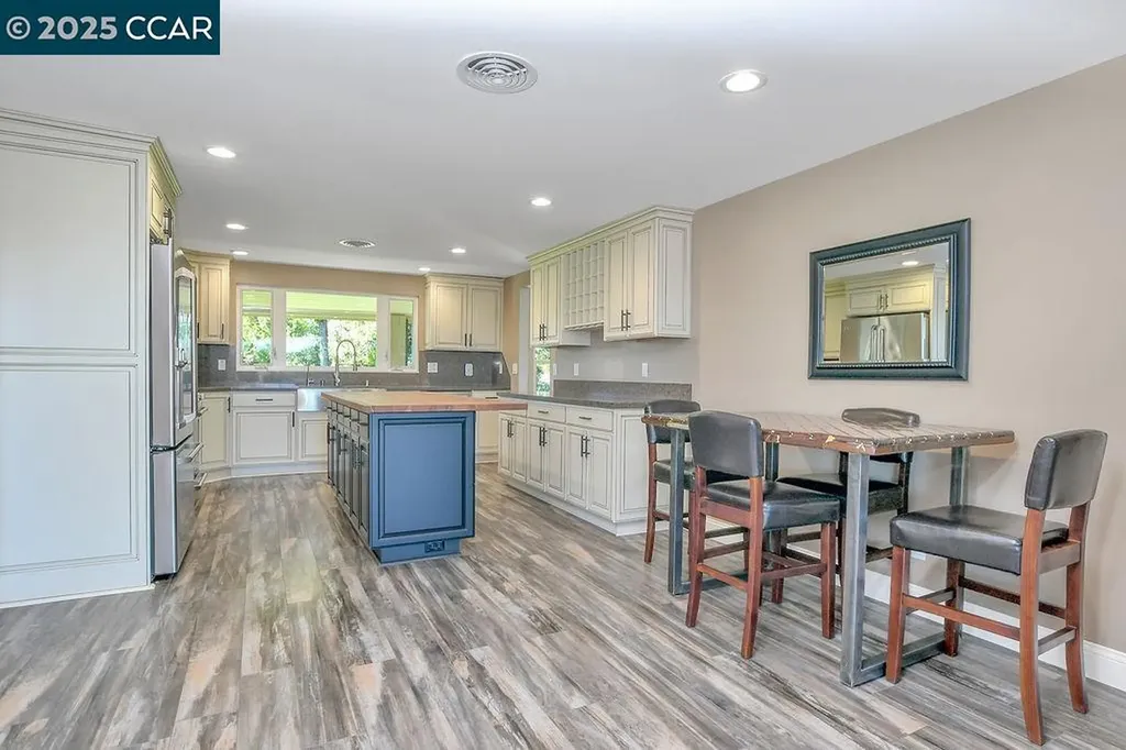 2280 Concord Avenue Brentwood CA 94513