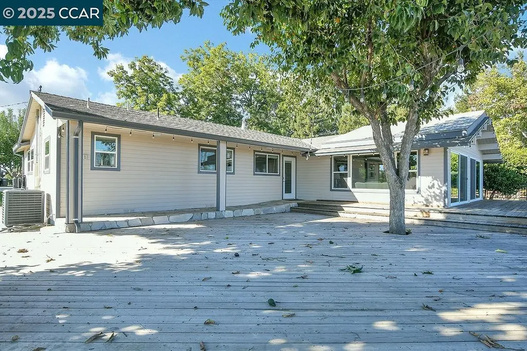 2280 Concord Avenue Brentwood CA 94513