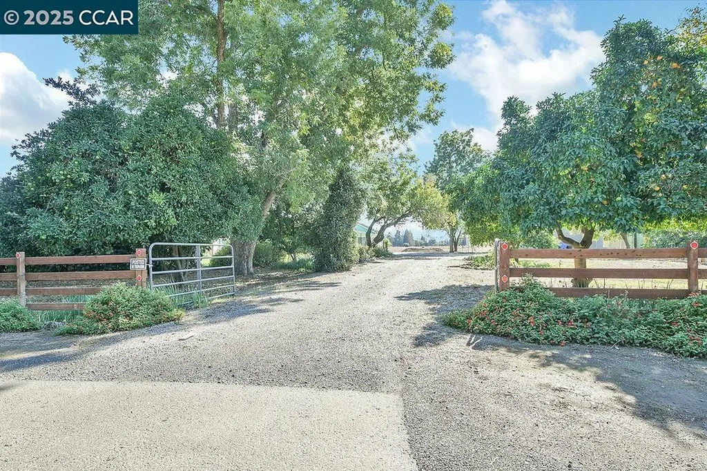 2280 Concord Avenue Brentwood CA 94513