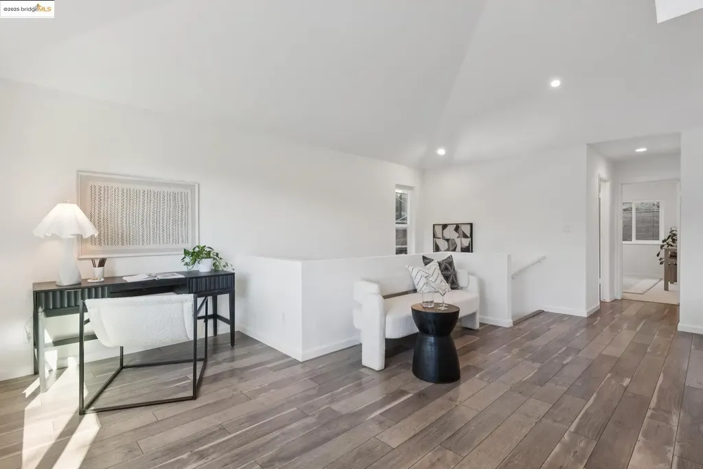 6520 Heather Ridge Way Oakland CA 94611