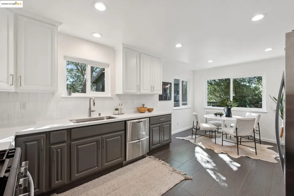 6520 Heather Ridge Way Oakland CA 94611