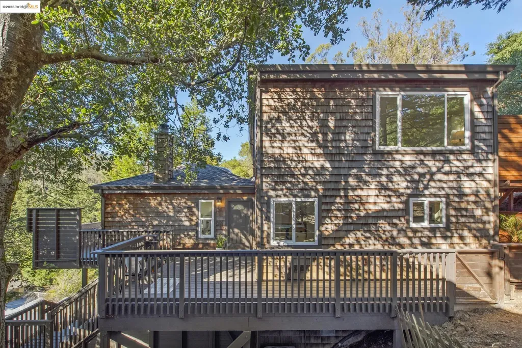 6520 Heather Ridge Way Oakland CA 94611