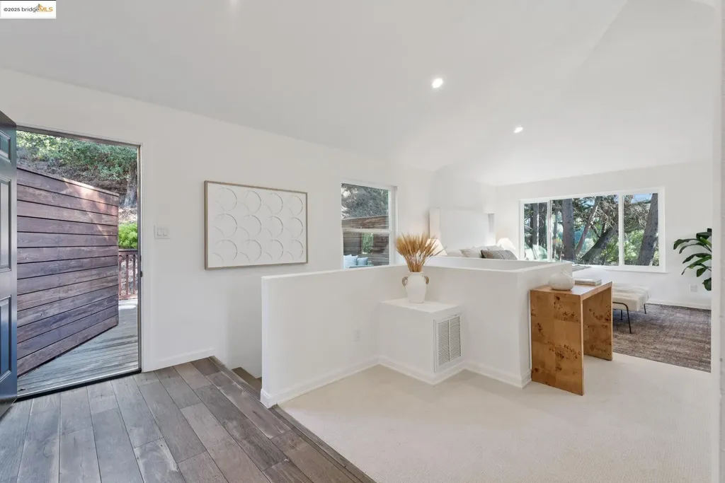 6520 Heather Ridge Way Oakland CA 94611