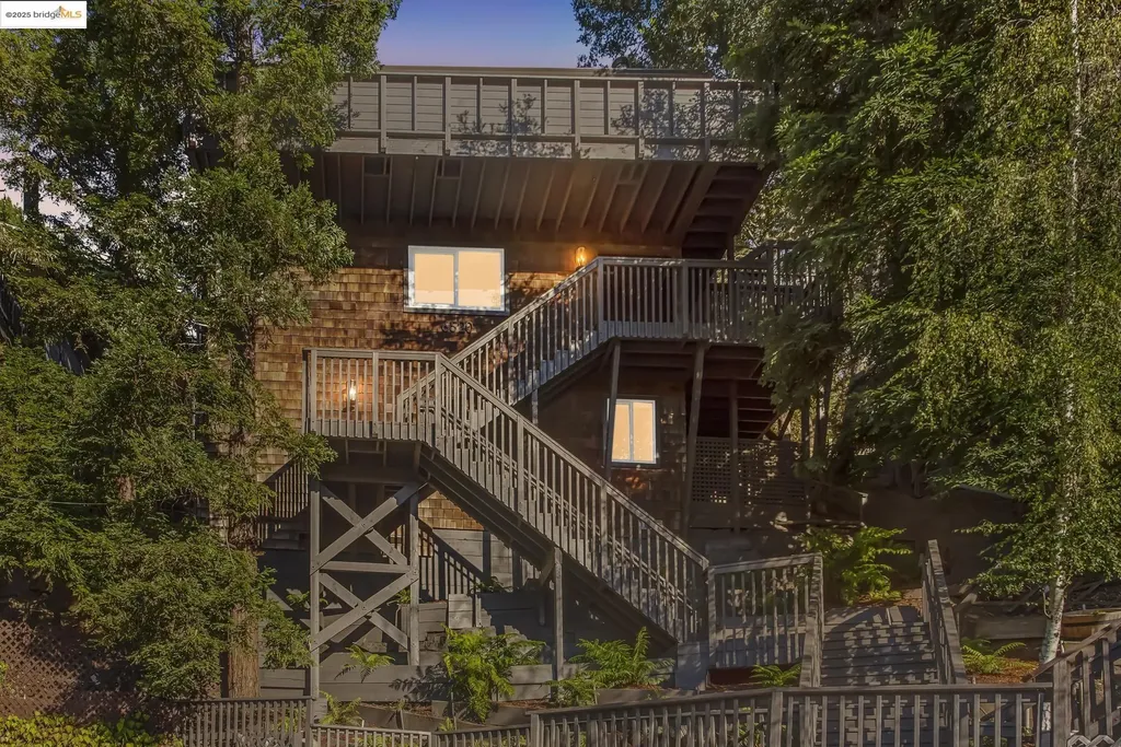 6520 Heather Ridge Way Oakland CA 94611