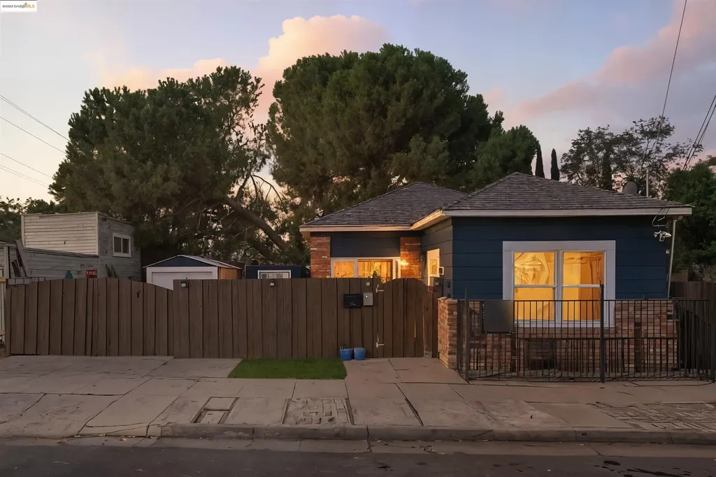 810 F Street Antioch CA 94509