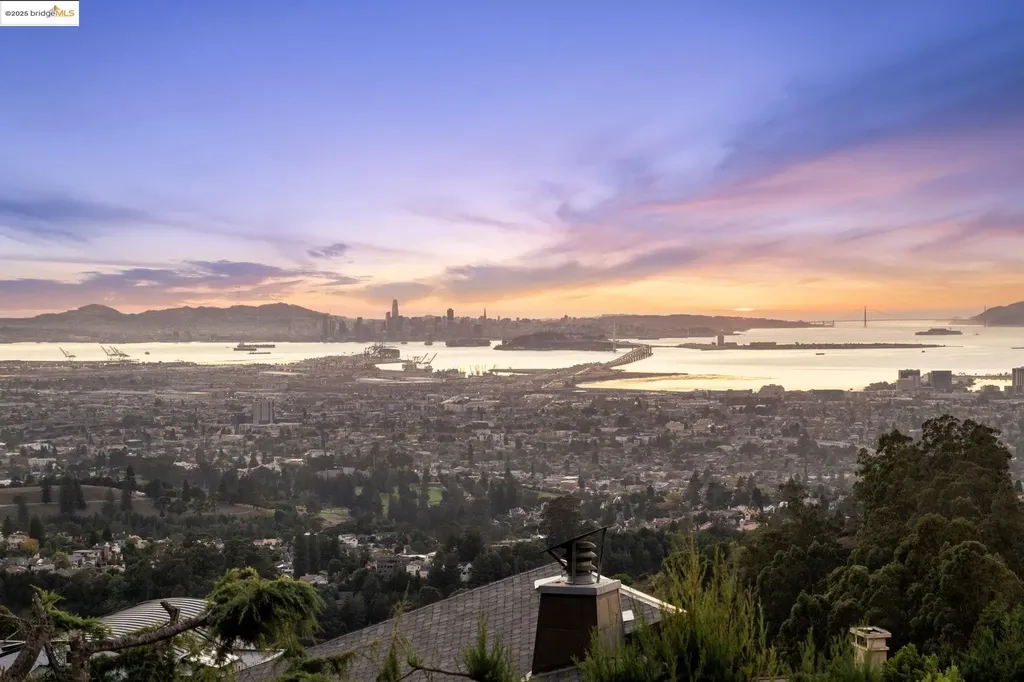 16032 Broadway Terrace Oakland CA 94611