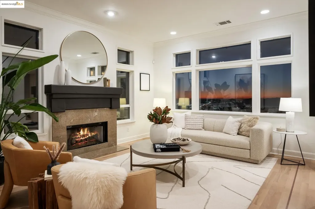 16032 Broadway Terrace Oakland CA 94611