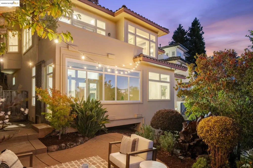 16032 Broadway Terrace Oakland CA 94611