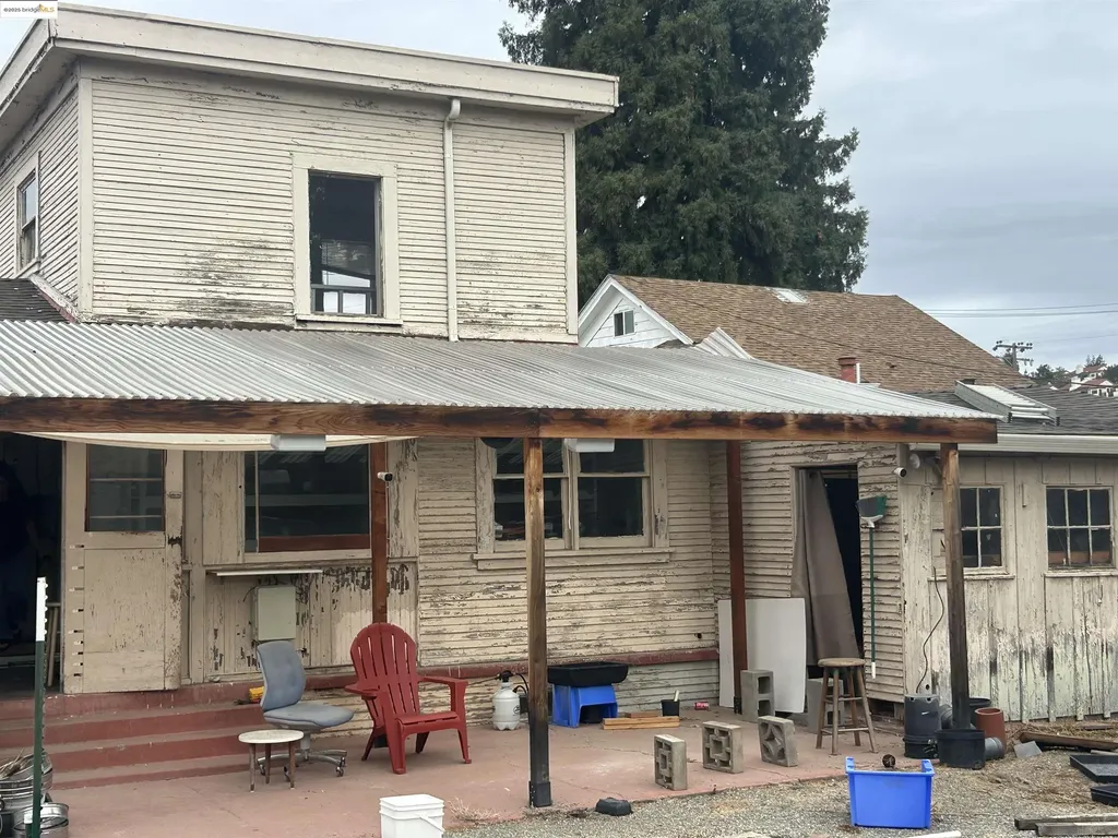 1239 Grove Way Hayward CA 94541