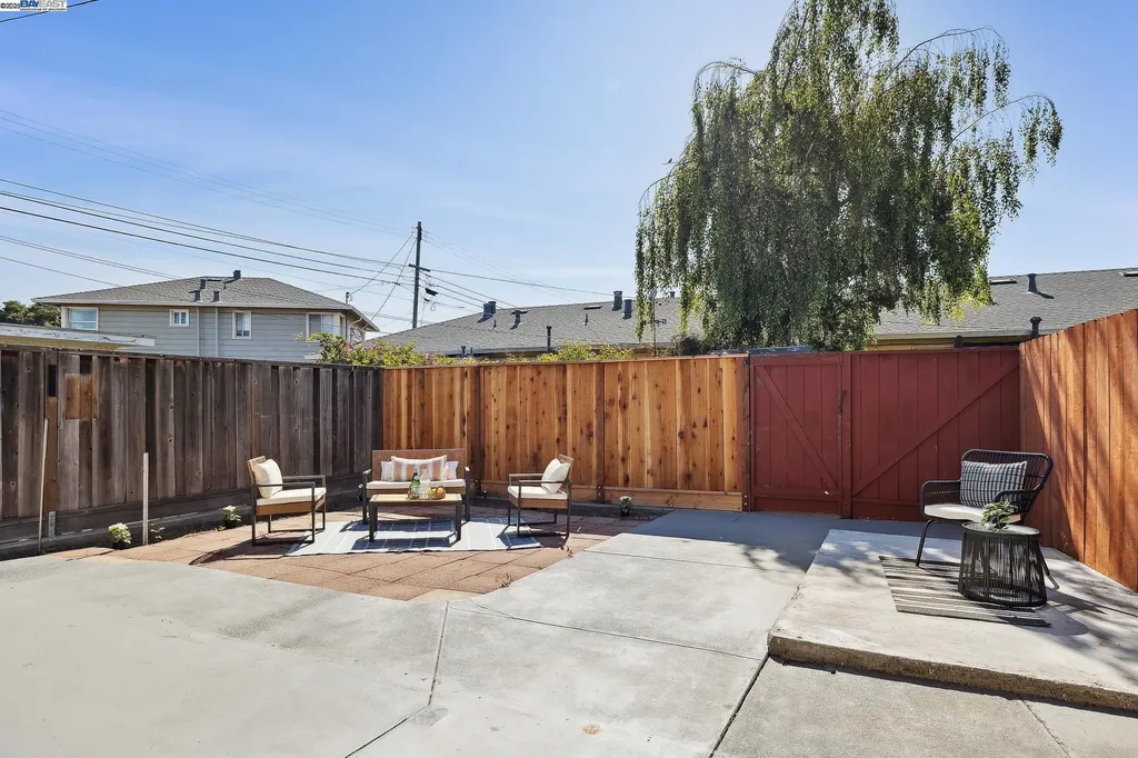 108 Cypress Street Alameda CA 94501